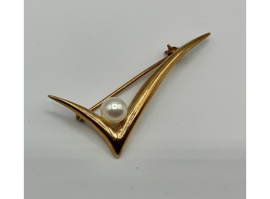 Lovely 14 KT Gold Pin W/pearl ~ 3.38 Grams ~
