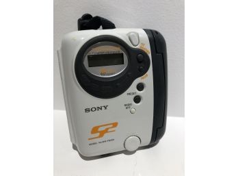 Sony Sport Walkman WM-FS222 Clean Battery Compartment