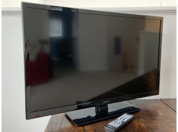 Insignia 32' LED TV & DVD Combo Model:nS-32DD310NA15
