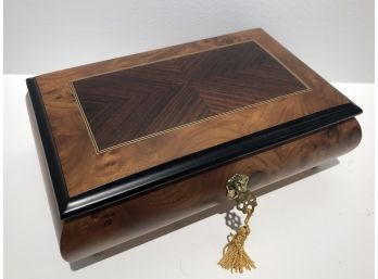 Italy Inlaid Music Jewerly Box Reuge Player Song: Arrivederci Roma No 1748 Made In Italy Inlaid Wood Case
