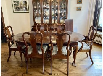 Beautiful Cherry Queen Anne Dining Room Table With 6 Chairs All In Excellent Condition