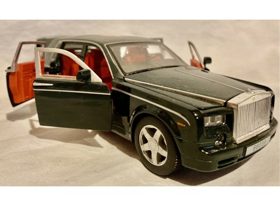 Rolls Royce Limo With Suicide Doors 1/32 Scale