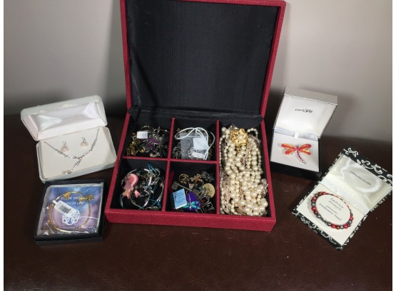 Great Lot Of Assorted Jewelry With Some Sterling Silver Jewelry - Alex & Ani  - Some Brand New / Some Preowned