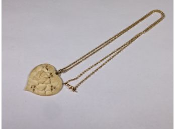 Beautiful 14kt Yellow Gold 24' Rope Necklace With Carved Bone Heart Pendant 3.3 DWT Or 5.1 Grams Of Gold !