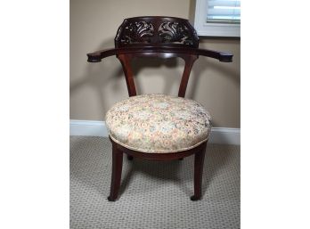 Gorgeous Carved Victorian Dark Walnut Chair - Carved Openwork On Back Splat - 1870-1890 - AMAZING CHAIR !