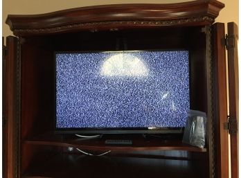 Like New INSIGNIA 39' 1080p LED Flat Screen HDTV Television - With Remote - Fully Tested - Works Perfectly