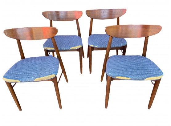 Set Of 4 Vintage Mid-Century Modern MCM Stanley Furniture Dinning Chairs Designed By Paul Browning.