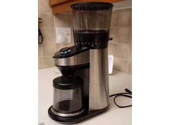 OXO Coffee Maker With Integrated Bean Grinder