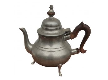 Vintage  Kirk Stieff Williamsburg  Pewter Coffee/Teapot Rosewood Handle (stamped)
