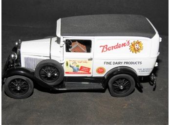 1/24 RETIRED Danbury Mint 1930s Bordens Milk Delivery Diecast Truck