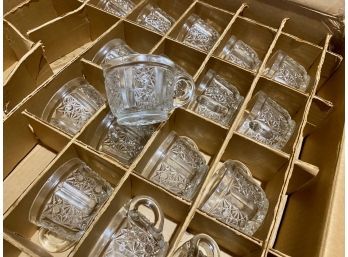Vintage Punch Bowl And 18 Cups
