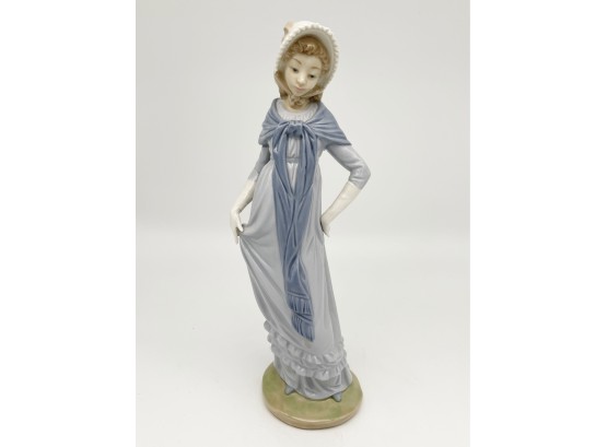 Lladro Tall Girl With Bonnet