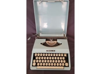 Royal Jet III - This Is Very Pretty - Typewriter