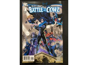 2009 DC Comics Batman: Battle For The Cowl First Issue Of 3