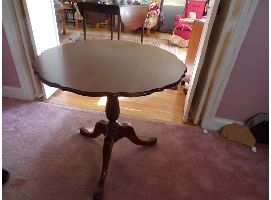 Cherry Round Side Table With Pedestal Leg