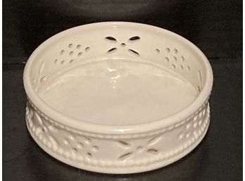 Vintage Round Metropolitan Museum Of Art (MMA) Porcelain Pierced Candy Dish