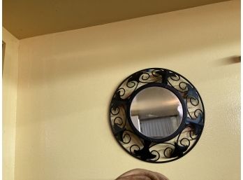 Round Metal And Mirror Wall Accent