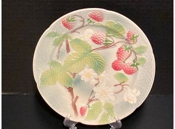 St Clement France Hand Painted Majolica Raspberries Fruit Plate (8 1/4 Inches In Diameter)