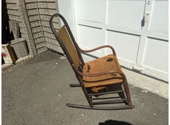 Antique Shaker Rocking Chair In Need Of Upholstery
