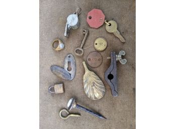 Grouping Of 12 Small Metal Brass Items