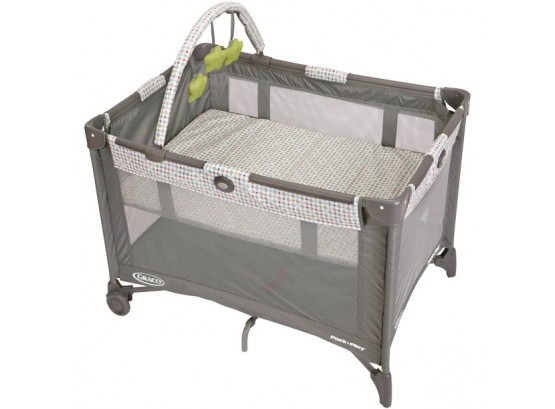 Graco Pack 'n Play On The Go Play Yard