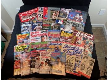 Huge Baseball Magazine Lot (Season Previews, Fantasy Sports, Etc)