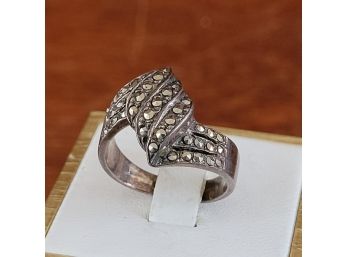 Sterling Silver Marcasite Ribbon Ring Size 7