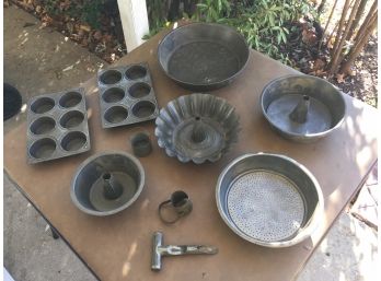 Lot Of Antique Tin Kitchen Items: Molds, Muffin Pans, Strainers, Apple Corer, Cake And Jelly Molds.