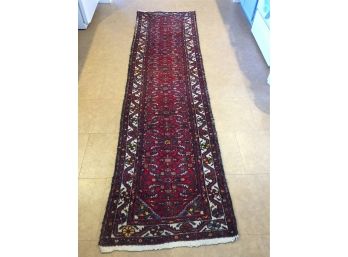Antique Hand Made Oriental Wool Rug Hall Runner. 32' X 119 1/2'. A Beautiful Rug In Very Good Condition.