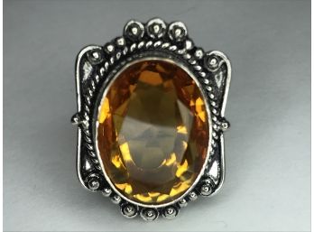 Fabulous Sterling Silver / 925 Vintage Style Ring With Golden Topaz Ring - Antique Style - Very Pretty !