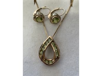 Lovely 14k Gold Pendant, Necklace, And Earrings With Matching Green Tourmaline Gemstones