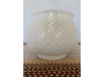 Vintage EO Broady Scalloped Vase