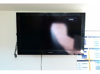 Emerson 40 Flat Screen TV With Wallmount
