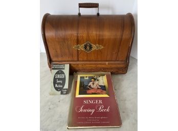 1909 AWESOME Antique Singer Manual Sewing Machine Model #38 Coffin Case Plus Booklet & Singer Sewing Book