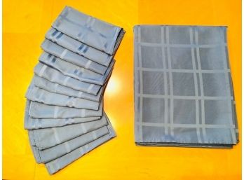 Windowpane-style Blue Tablecloth With Twelve Matching Napkins
