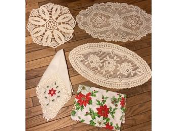 Grouping Of Vintage Table Linens Including Christmas