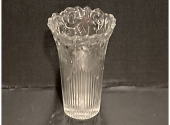 Vintage Ribbed Clear Glass Scalloped  Rim Vase