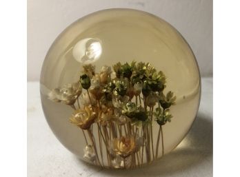 Acrylic Paperweight With Dried Flowers