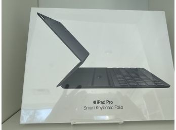 Apple IPad Pro Smart Keyboard Folio - New In Box - 1 Of 2 For Sale