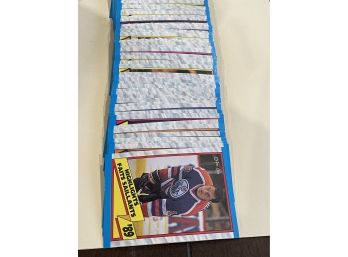 1989 O-pee-chee Hockey Card Lot     60 Cards     All Are O-pee-chee And In Excellent Condition