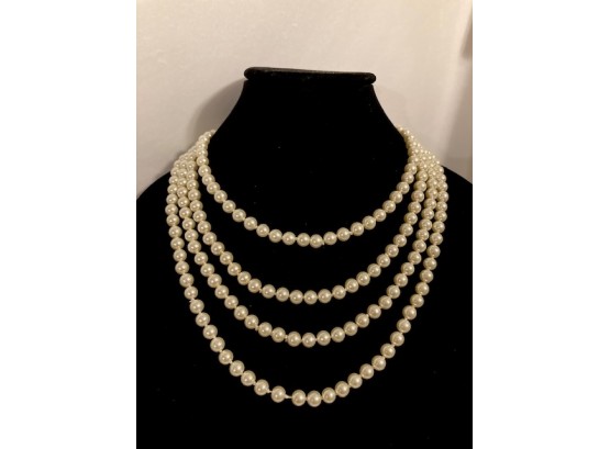Lovely 84-inch Hand-knotted Glass Pearls