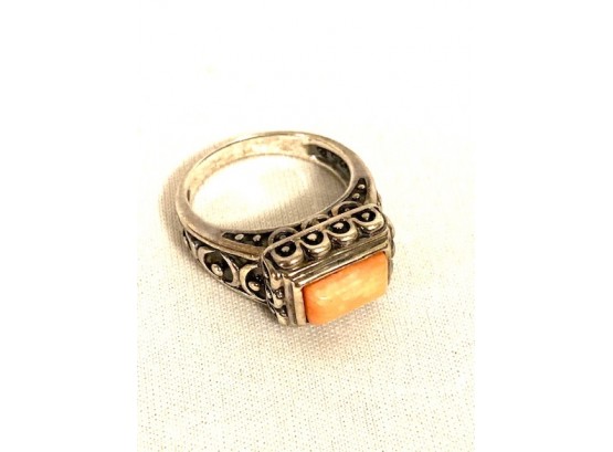 925 Sterling Silver With Peach Jade Square-cut Stone - Size 7