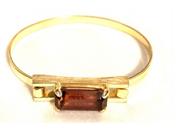 Signed Vintage Gold Tone Bracelet With Purple Stone By Avon Q