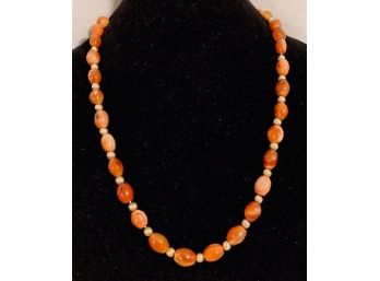 Beautiful Highly Polished Agate Bead Necklace