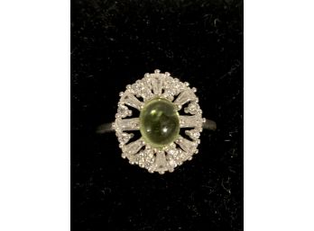 925 Sterling Silver And Genuine Peridot Ring - Size 6.5