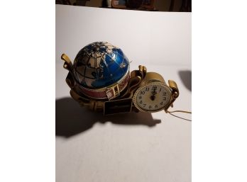 Vintage Shlitz  Lighted Clock