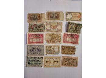 Vintage Foreign Paper Currency, Lot #7