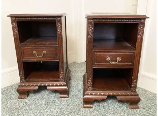 A Pair Of Vintage Mahogany Nighstands