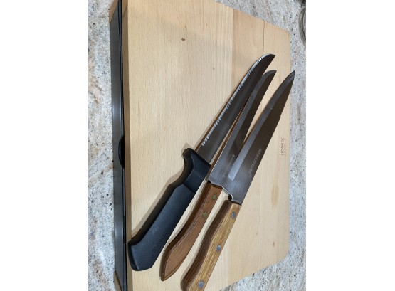 Cut & Collect Cutting Board With 3 Knives