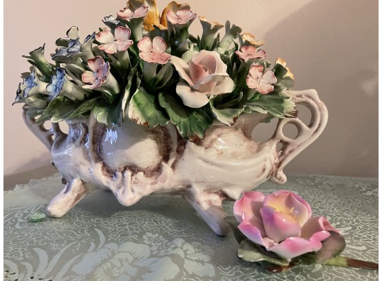 RARE FIND Vintage Porcelain CAPODIMONTE Flower Vase CHERUB With Pink Roses & Pink Flower